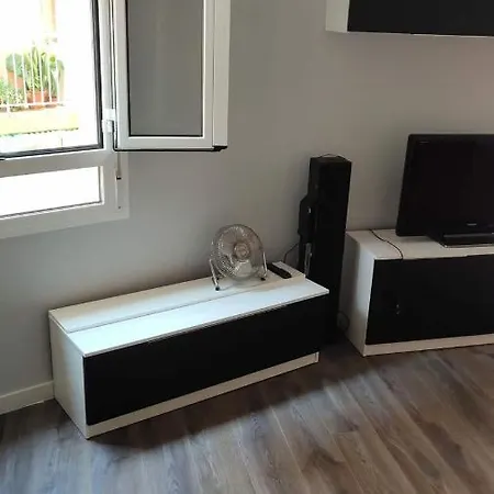 Apartment King's Pawn Chirivella